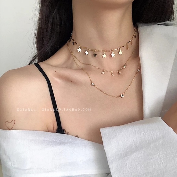 Boutique Cute Star Choker Necklace - Picture 7 of 7